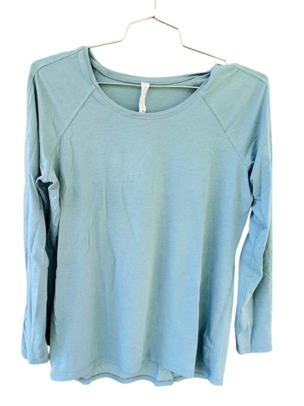 Lululemon Womens Size 10 Blue Long Sleeve Top Pima Cotton & Lycra